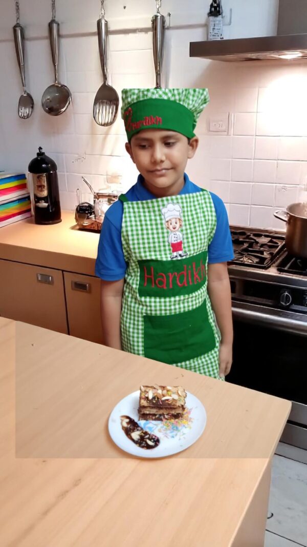 Custom Aprons – Stylish, Practical & Personalized (Embroidery) - Image 13